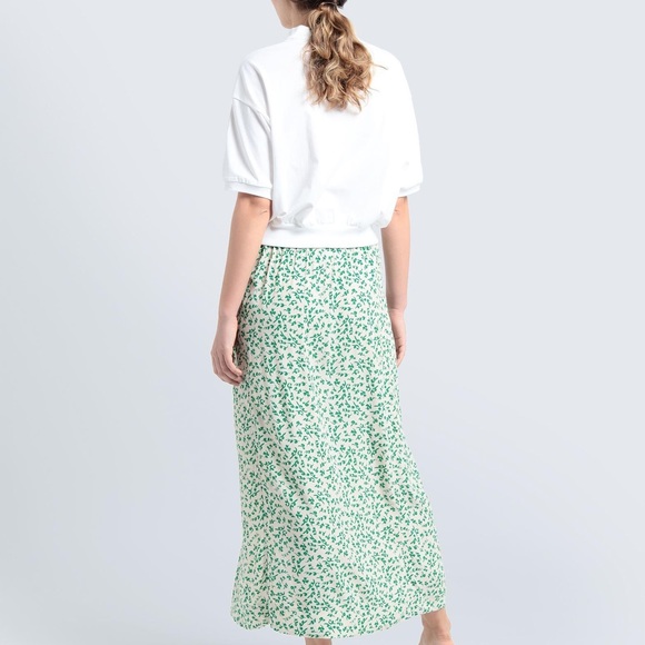 NWT Ganni ditsy floral front tie viscose skirt. Sz 2 - Picture 5 of 15